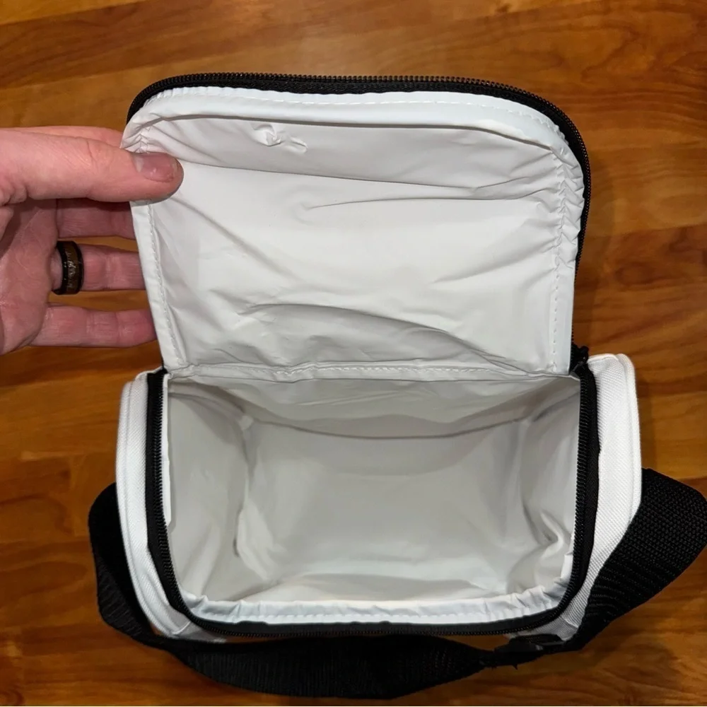 White Claw Hard Seltzer Small White Insulated Cooler Lunchbox Bag with Strap HTF